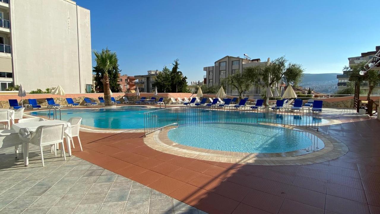 Oya Family Suites Кушадасъ Екстериор снимка