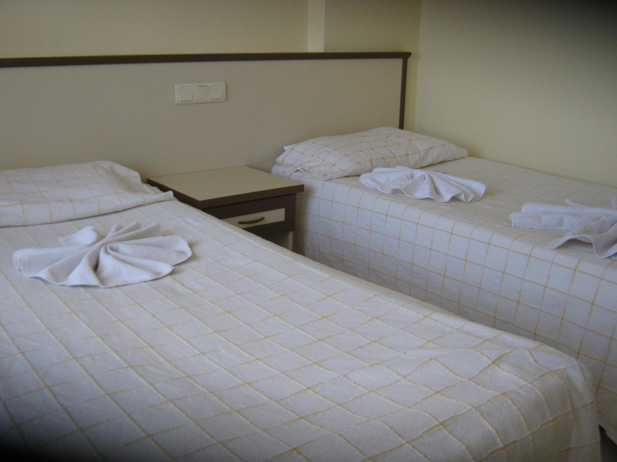 Oya Family Suites Кушадасъ Екстериор снимка
