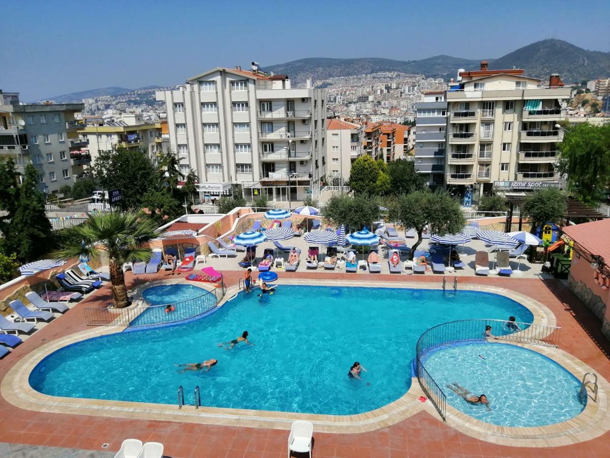 Oya Family Suites Кушадасъ Екстериор снимка